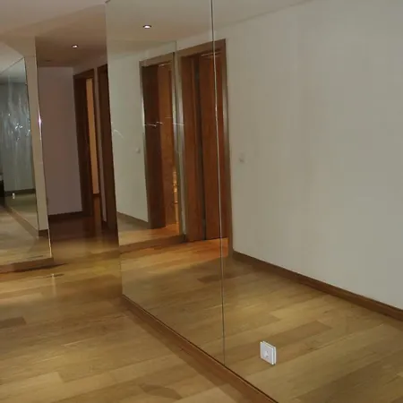 Modern T3 Apt In Entrecampos Av. 5 De Outubro * Lisboa