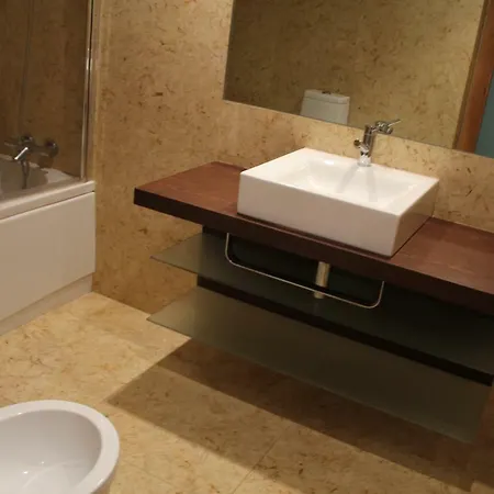 Modern T3 Apt In Entrecampos Av. 5 De Outubro * Lisboa